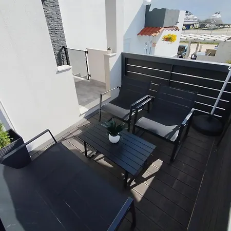 Lana Sea And Nature Apartment